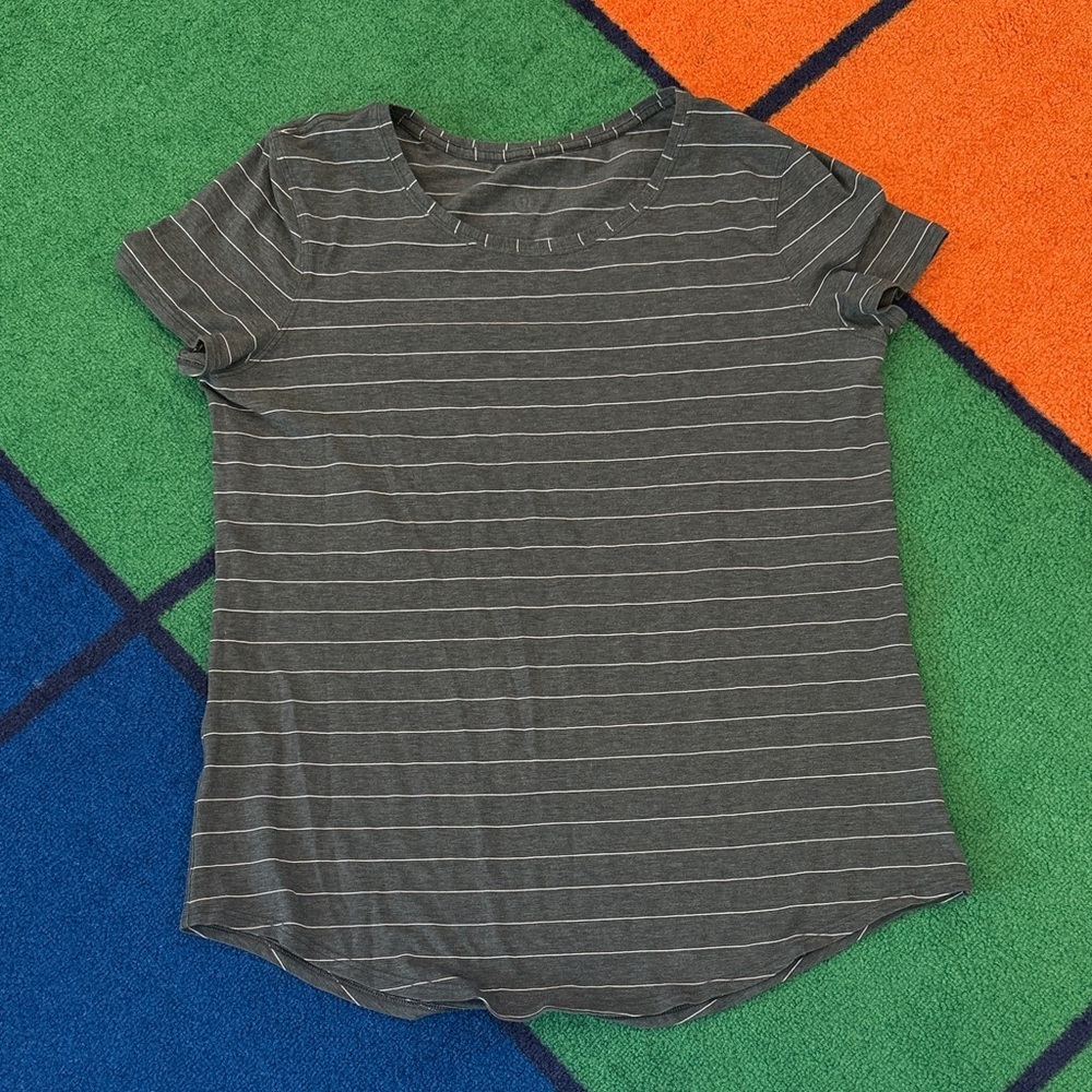 lululemon athletica Gray Striped Short Sleeve Tee